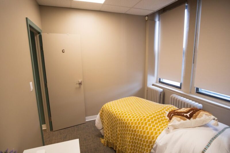 Deep Tissue Massage Therapy NYC - 60 mins - The Sum Up