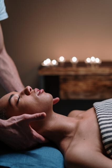 Deep Tissue Massage Therapy NYC - 90 Mins - What to Expect from Knead Bodyworks Massage NYC