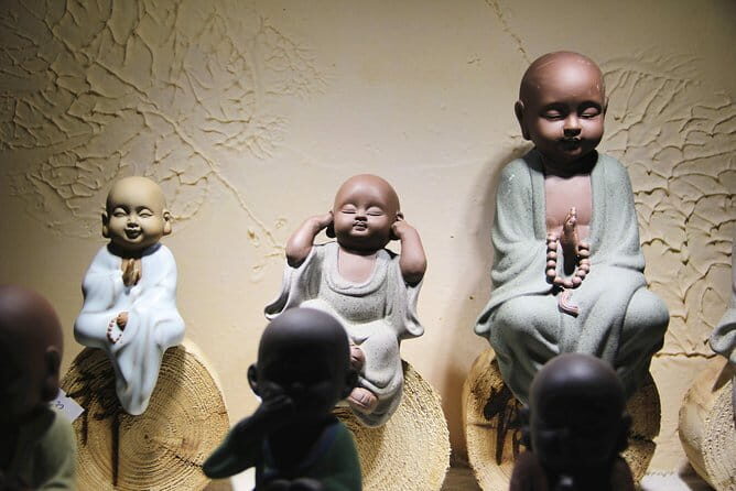 Dehua Ceramic Making Experience and Daixian Waterfall Tour From Xiamen - In-Depth Look at the Tour