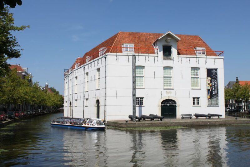 Delft: Canal Cruise with Guided Commentary - Authentic Insights from Reviewers