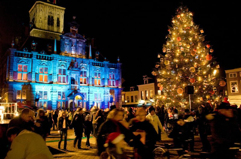 Delft: Christmas Walk with Oliebollen and Glühwein - Key Points