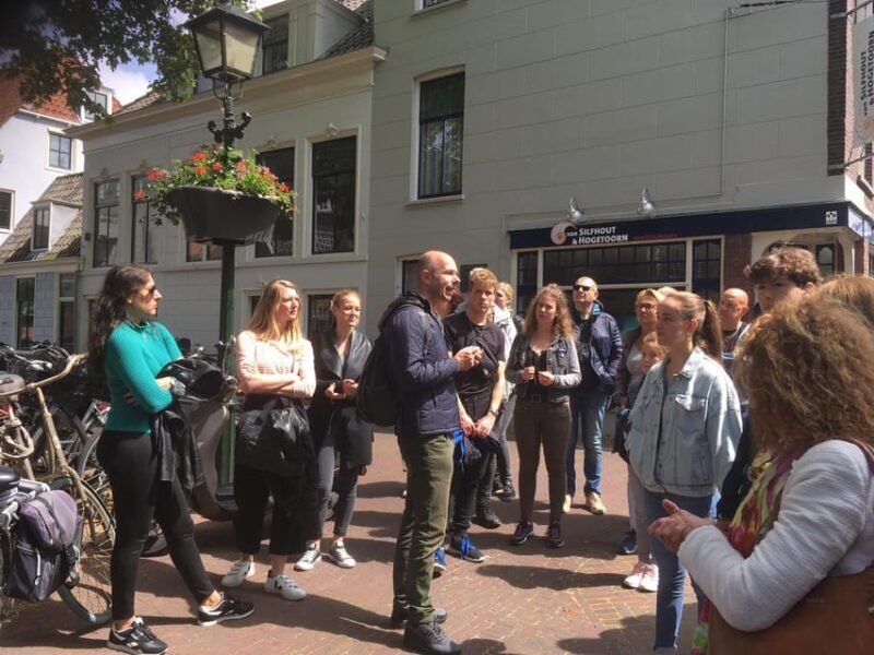 Delft: City Center Walking Tour - Key Points