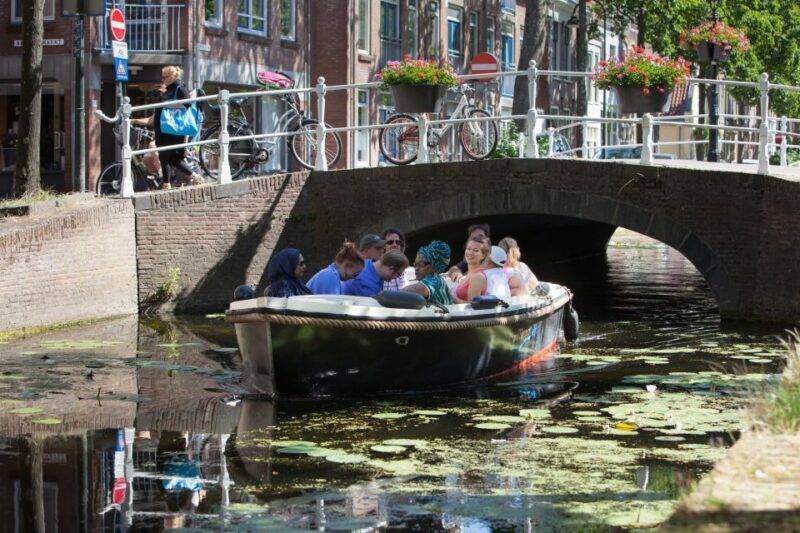Delft: Open Boat Canal Cruise with Skipper - A Deep Dive into the Delft Canal Experience