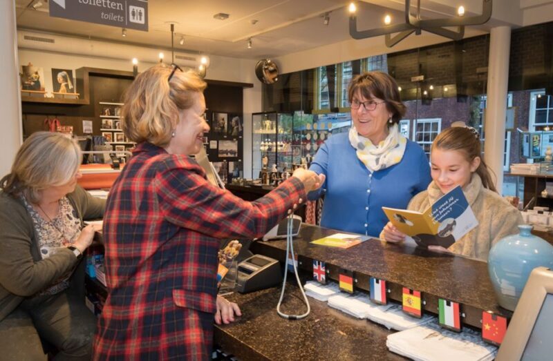 Delft: Vermeer Centrum Delft Museum Entry Ticket - The Experience Itself: Step-by-Step