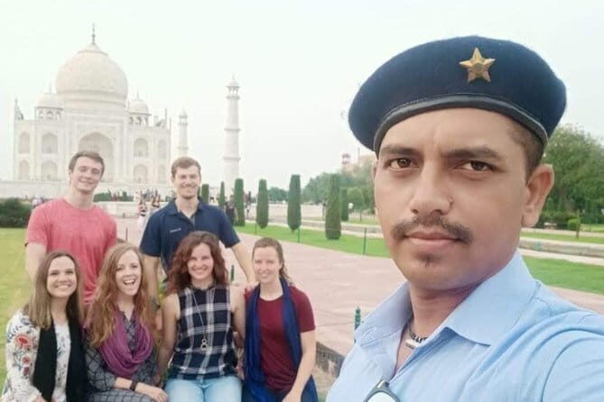 Delhi Agra Jaipur with 5 star - Day 1: Arrival and Initial Sightseeing in Delhi