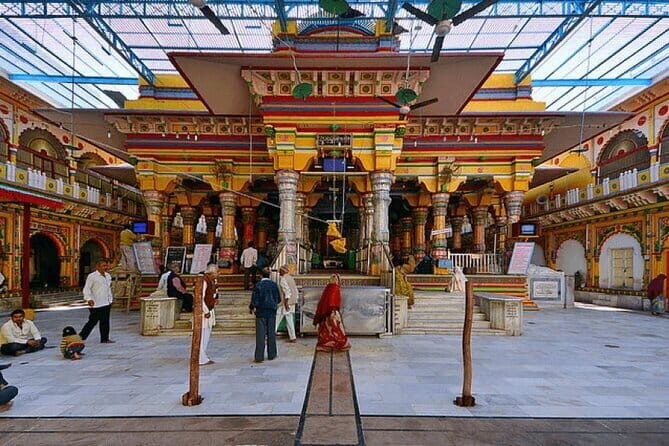 Delhi Divine Trail: Mathura Vrindavan Day Excursion - A Deep Dive into the Experience