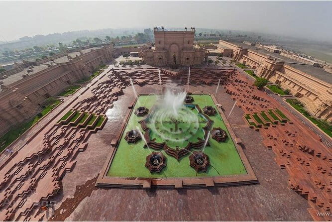 Delhi drop (any location) from Agra by private vehicle - Key Points