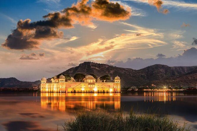 Delhi Jaipur Delhi Full Day Tour By Car from Delhi - The Experience: What to Expect from the Jaipur Day Trip