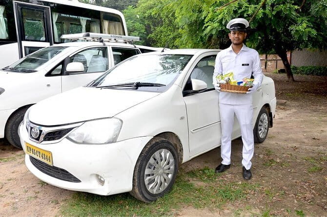 Delhi, Jaipur or Agra: Private One-Way Transfer - FAQ
