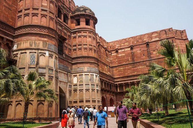 Delhi to Agra and Taj Mahal Day Trip by Express Train with Lunch - The Value of This Tour