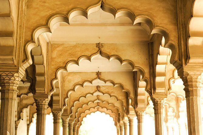Delhi to Agra Taj Mahal Private Day Trip by Superfast Train - Who Should Choose This Tour?