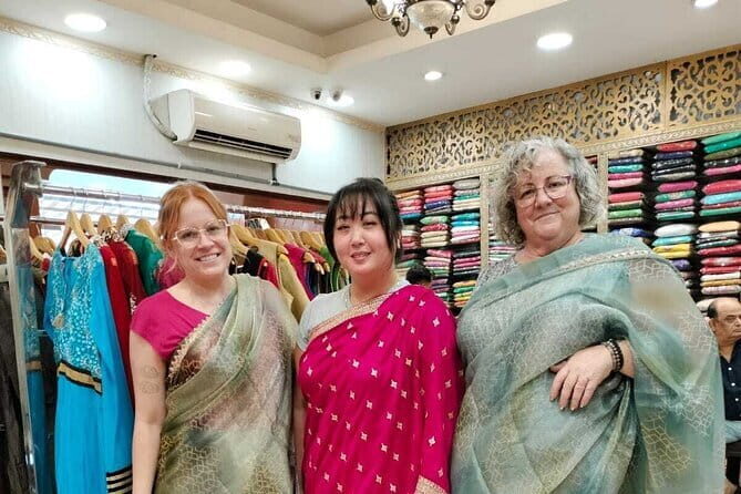 Delhi : Wedding Shopping Tour with Female Guide - A Closer Look at the Wedding Shopping Experience in Delhi