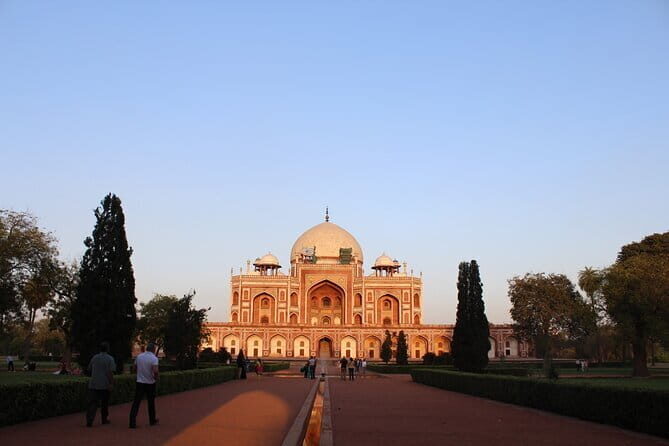 Delhi's Iconic Trio: Half-Day Private City Tour - Additional Considerations