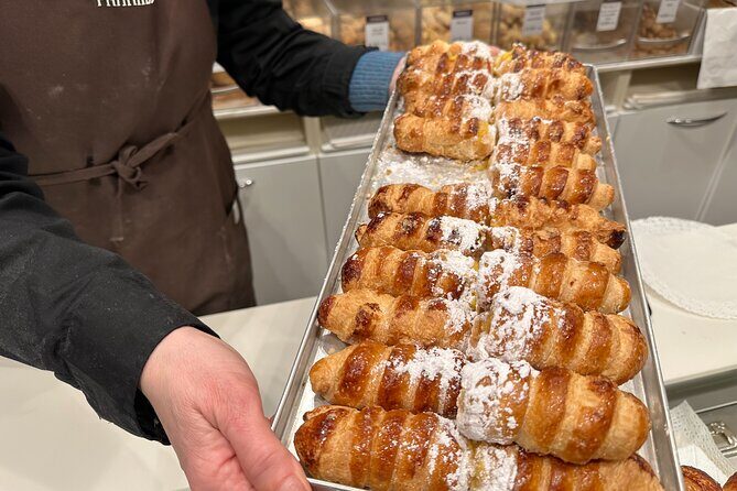 Delicious Milan Street Food Tour Tasting and Sightseeing with Local Guide - In-Depth Look at the Tour Experience