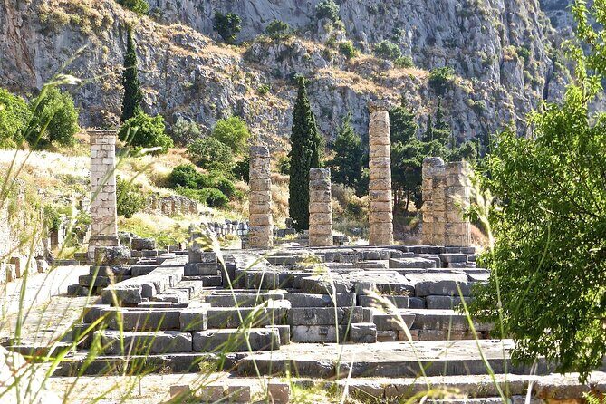 Delphi and Hosios Loukas Monastery Full Day Private Tour - The Highlight: The Ancient Sanctuary of Delphi