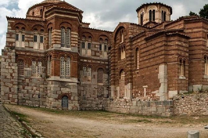 Delphi and Hosios Loukas Monastery Full Day Private Tour - Why This Tour Works Well