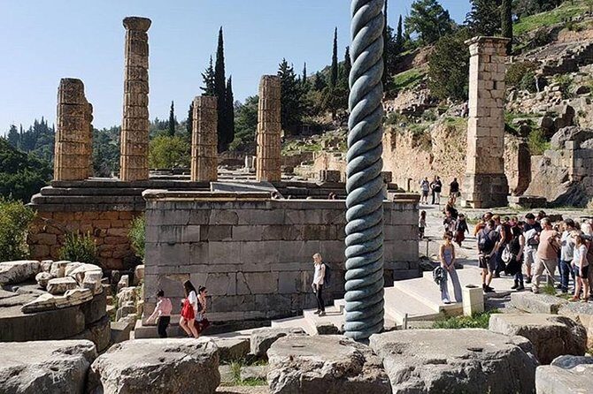 Delphi Full Day Private Trip From Athens With Lunch Overlooking the Sea - Who Should Book This Tour?