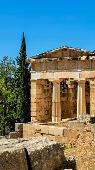 Delphi full Day tour, Osios Loukas and Arachova - Key Points