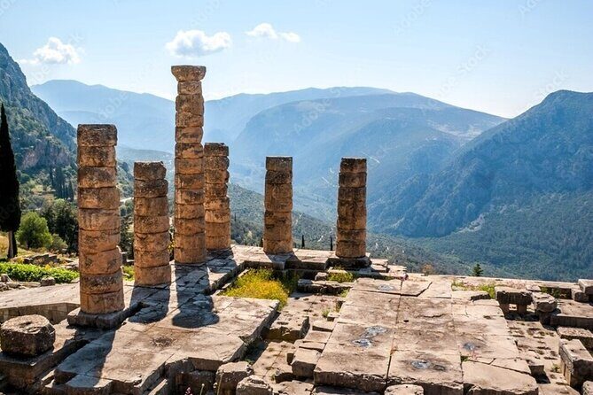 Delphi: Self-guided Audiovisual Tour with 3D Representations - Is This Tour Right for You?