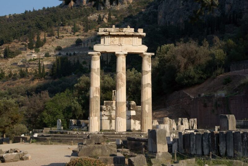 Delphi Skip-The-Line Private Tour - Expert Guide & Admission - Who Would Love This Tour?