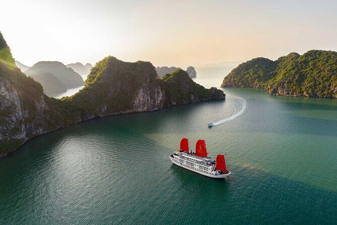 Deluxe Group - Halong Bay Full Day Tour From Hanoi Including Lunch - The Seafood Lunch: A Delicious Meal on the Water