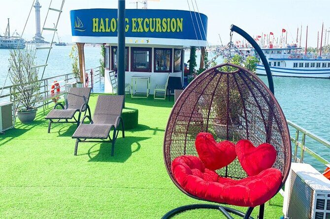 Deluxe Halong Bay Day Tour with Limousine, Island, Beach and Cave - Visiting Sung Sot Cave & Final Stop