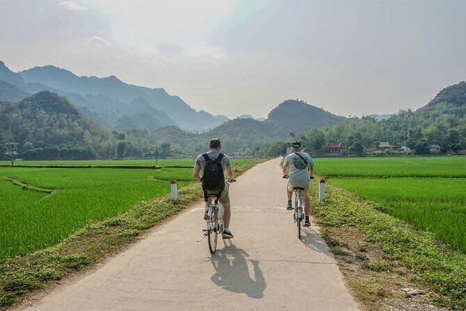 Deluxe Hanoi Tour, Ancient Villages, Pottery Class, Train Street - Who Is This Tour Best Suited For?