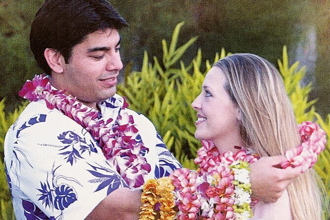 Deluxe Orchid Lei Greeting (Maui, Kahului Airport, OGG) - What to Expect from the Orchid Lei Greeting