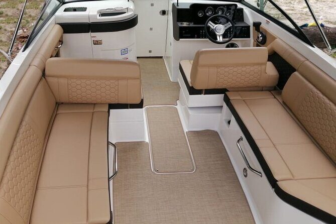 Deluxe Private Boats - 27 ft Sea Ray - Pricing and Value