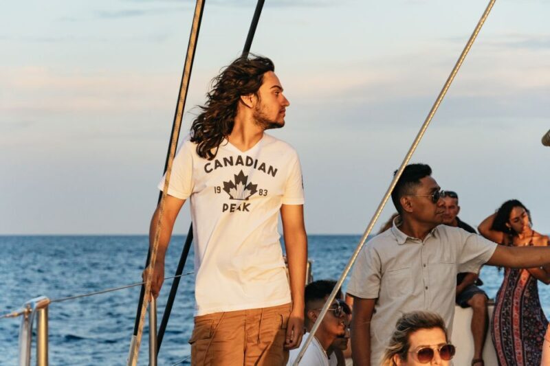 Dénia: Daytime or Sunset Catamaran Cruise - FAQ