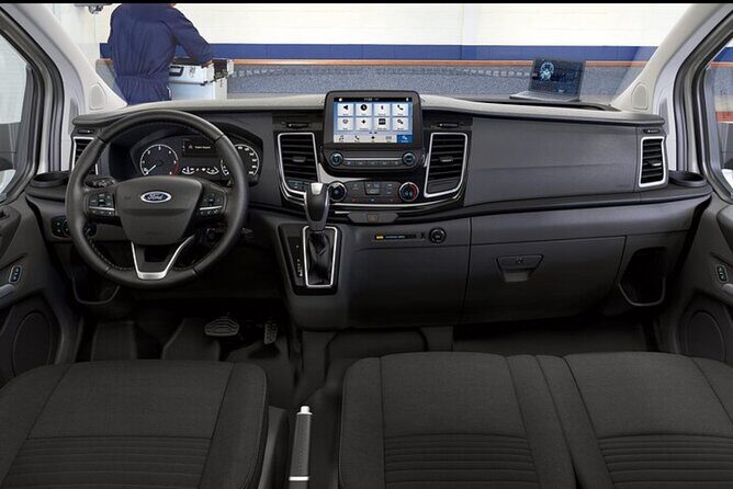 Departure Barcelona Airport Private Transfer - The Sum Up