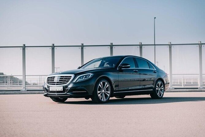 Departure by Luxury Vehicule from Seville to Seville Airport SVQ - Key Points