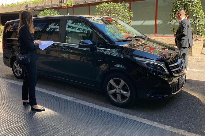 Departure from Central London to Heathrow Airport by Luxury Van - A Closer Look at the Experience