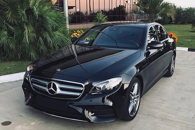 Departure Private Transfer from Prague City to Prague Airport PRG in Car/Van - Breaking Down the Experience: What You Can Expect