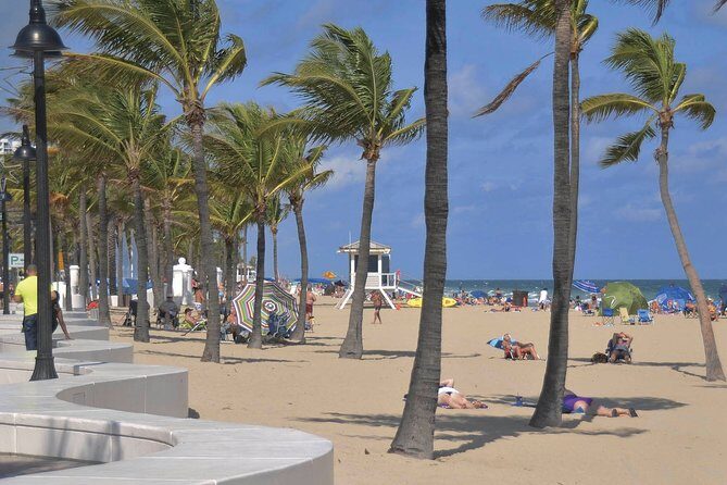 Departure Private Transfer: Hollywood Beach to Airport FLL in Luxury Car - An In-Depth Look at the Transfer Experience