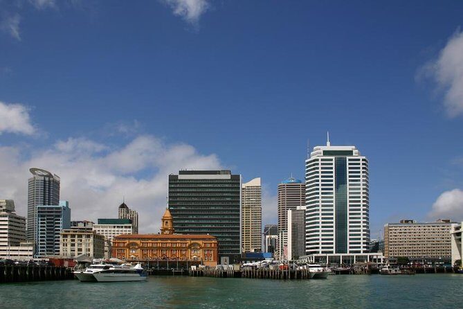 Departure Transfer: Auckland Central City Centre to Auckland Airport - Pricing and Its Implication for Travelers