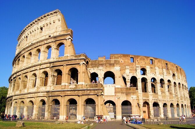 Departure Transfer from Rome to Rome Airport FCO in Private Van - An In-Depth Look at the Transfer Experience