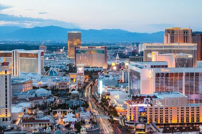 Departure Transfer: Las Vegas to Airport LAS by Business Car - Key Points