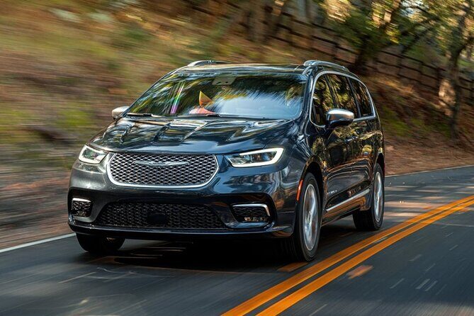 Departure transfer Montreal to Montreal Airport YUL by Car or SUV - What Travelers Say and Why It Matters