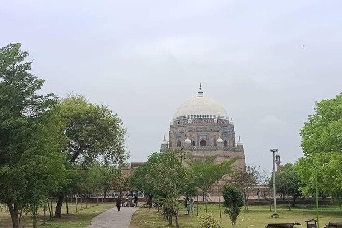 Derawar Fort, Cholistan Desert, Uch, Multan & Harrapa 6 Days FB - A Deep Dive into the 6-Day Pakistan Heritage Tour