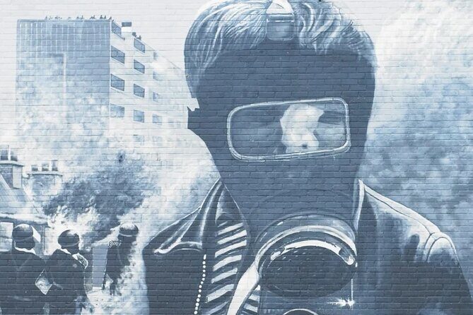 Derrie Danders: A Self-Guided Audio Tour of the Walled Citys West - Key Points