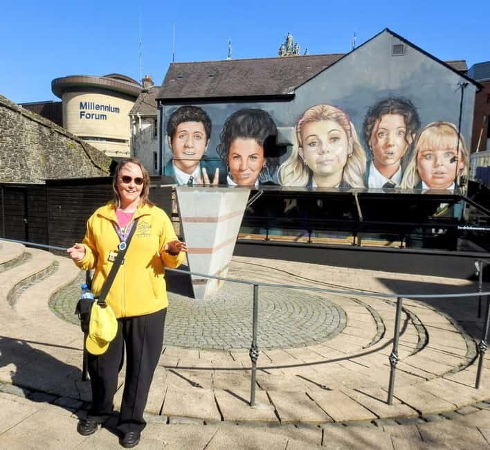 Derry: Guided Derry Girls TV Show Public Tour - Key Points