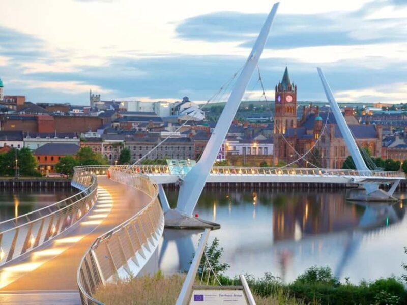Derry: Guided Tour of Walls, Murals, and Scenic Views - Exploring the Tour Itinerary in Detail