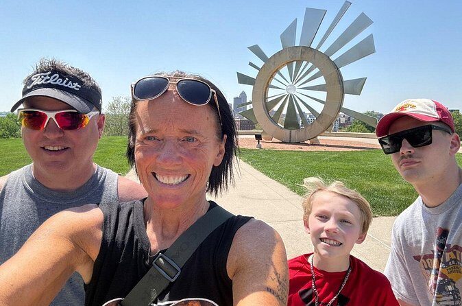 Des Moines Scavenger Hunt Interactive Walking Tour - The Sum Up