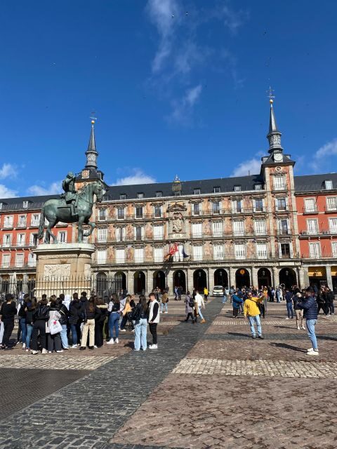 Descalzas Reales Monastery Tour with Tickets - Key Points