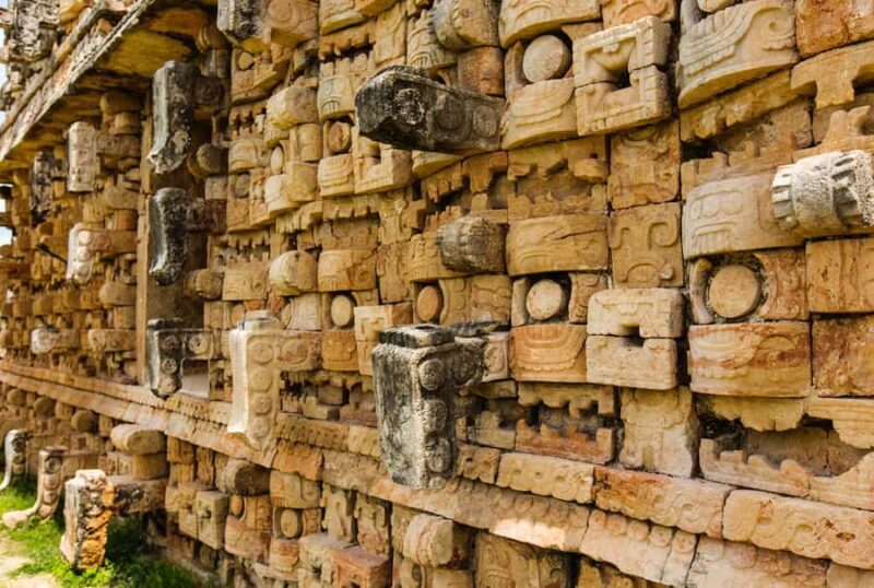 Desde Mérida: Uxmal y Kabah: Tour de un día con traslado - Uxmal: The Epitome of Puuc Architecture