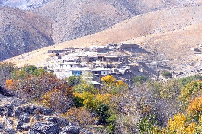 Desert yurt camp and Mountain tour - 3 days - Key Points