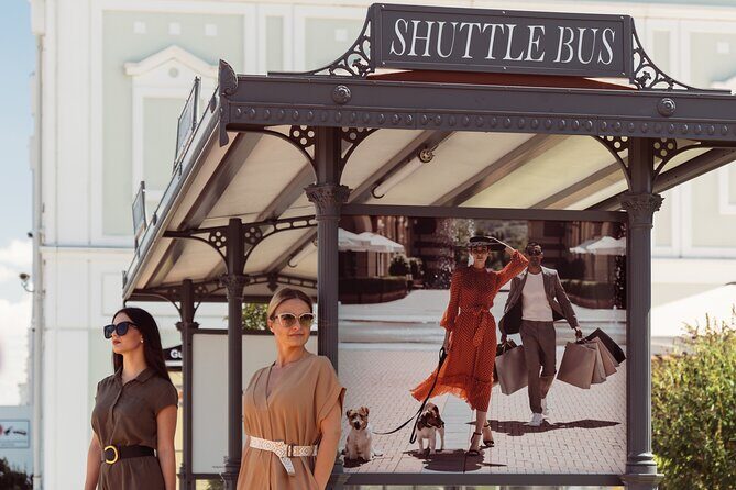 Designer Outlet Parndorf Return Shuttle Bus from Vienna - The Return Trip: Timing and Reliability
