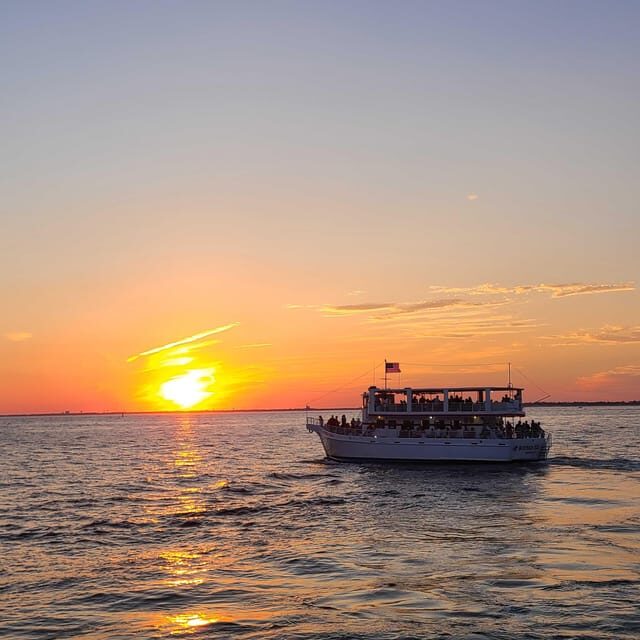 Destin: Sunset Dolphin Cruise - Destin: Sunset Dolphin Cruise – An Authentic and Enjoyable Seaside Adventure