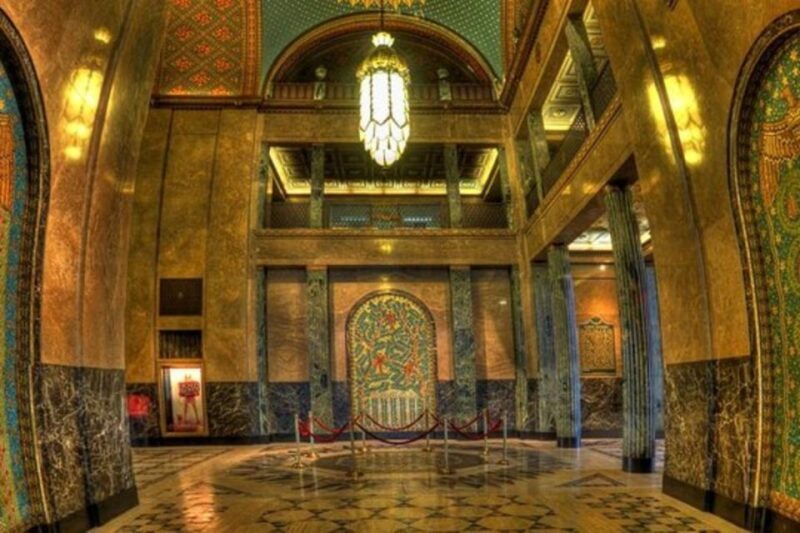 Detroit: Architectural Beauty and Hidden Gems Walking Tour - Who Is This Tour For?